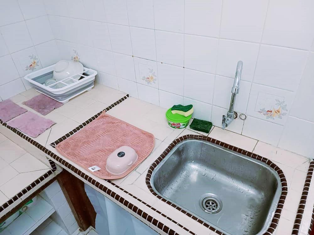 Jo-Rumah 3 Bedroom Apartment Jelutong Georgetown Penang Free Wifi Exterior foto
